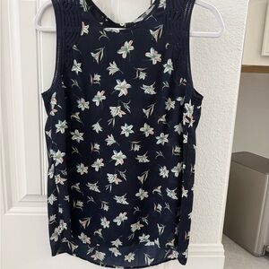 Daniel Rainn Navy Floral Sleeveless Blouse